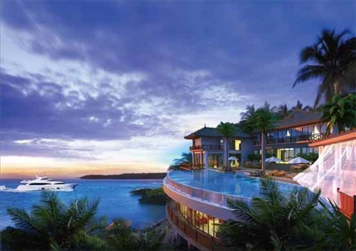 西安钟楼北边有什么景点（西安钟楼在北大街吗）